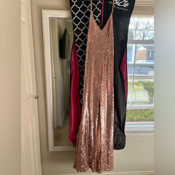 Prom Dress!! - Picture 2 of 5